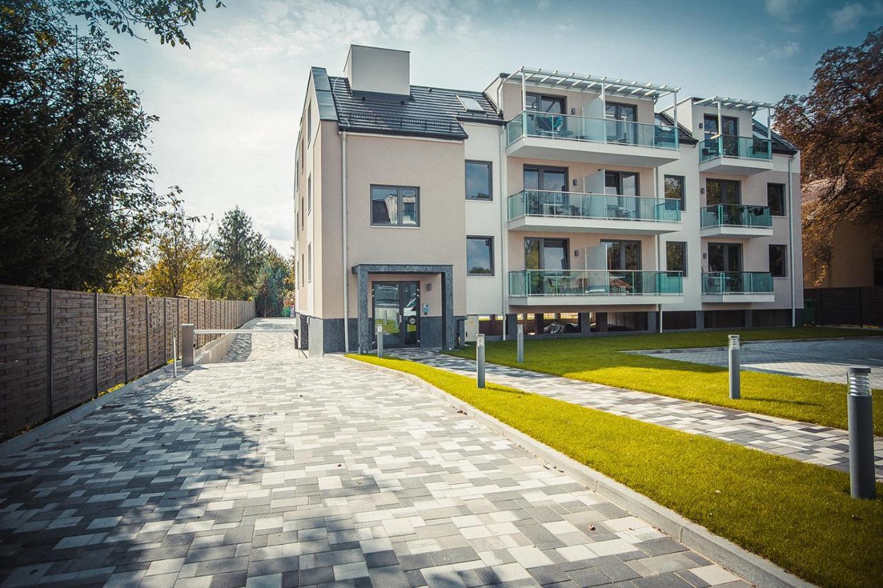 Orion Apartman シャールヴァール エクステリア 写真